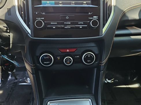 Certified 2023 Subaru Crosstrek 2.0i Premium AWD/4WD image 24