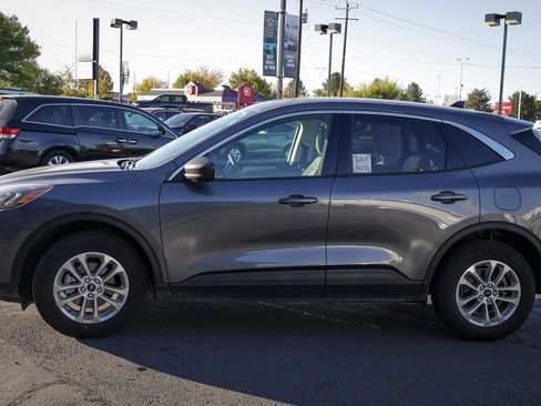 Used 2022 Ford Escape SE w/ Cold Weather Package image 6