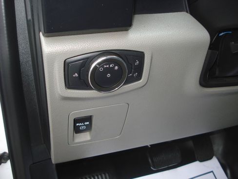 Used 2020 Ford F150 XL AWD/4WD image 30