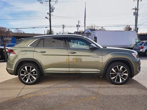 New 2025 Volkswagen Atlas Cross Sport SEL Premium R-Line image 6