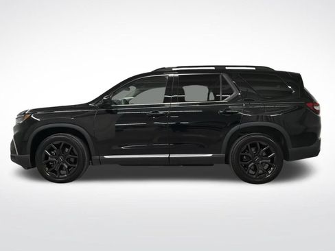 Used 2025 Honda Pilot Touring image 29