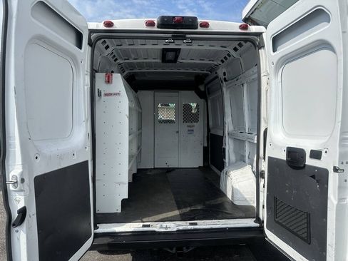 Used 2021 RAM ProMaster 1500 w/ Convenience Group FWD image 11