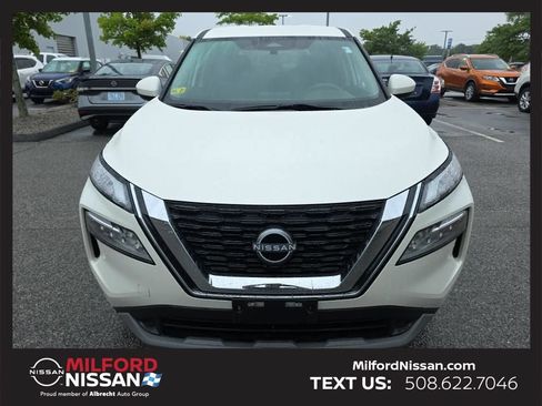 Used 2023 Nissan Rogue SV AWD/4WD image 7