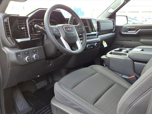 New 2026 GMC Sierra 1500 Elevation image 13
