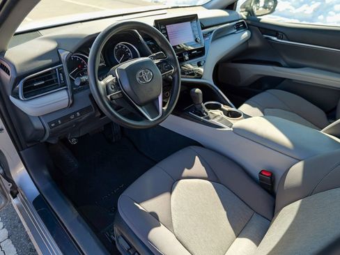 Used 2022 Toyota Camry LE w/ Carpet Mat Package (TMS) FWD image 18