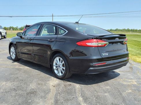 Used 2019 Ford Fusion Energi Titanium image 21