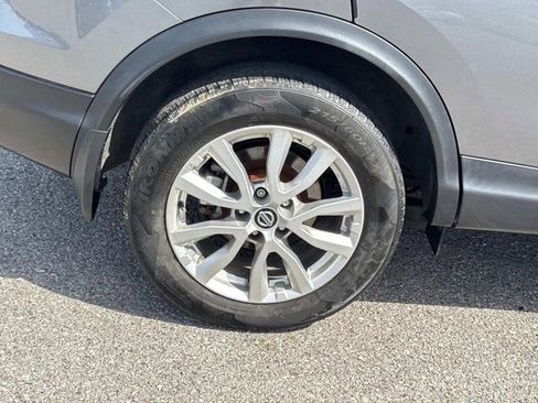 Certified 2021 Nissan Rogue Sport S image 12