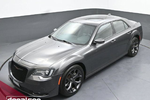 Used 2023 Chrysler 300 S RWD image 19