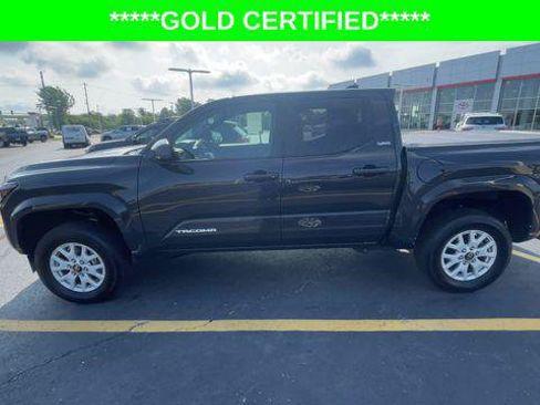 Certified 2024 Toyota Tacoma SR5 AWD/4WD image 7