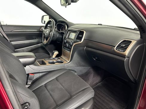 Used 2016 Jeep Grand Cherokee Laredo w/ Quick Order Package 23E AWD/4WD image 23