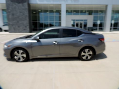 Used 2023 Nissan Sentra SV FWD image 8