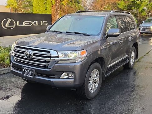 Used 2016 Toyota Land Cruiser image 1