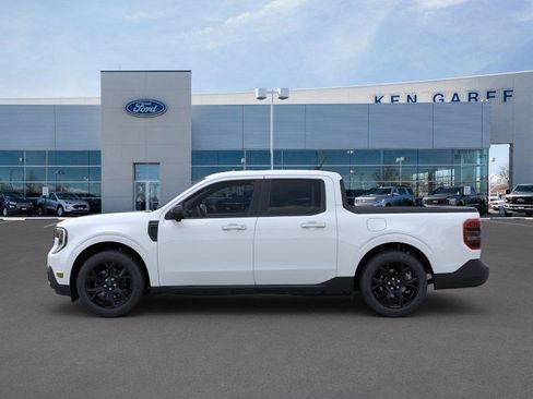 New 2025 Ford Maverick Lariat w/ Black Appearance Package image 3