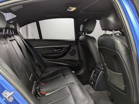 Used 2016 BMW 328i xDrive Sedan w/ M Sport Package image 17