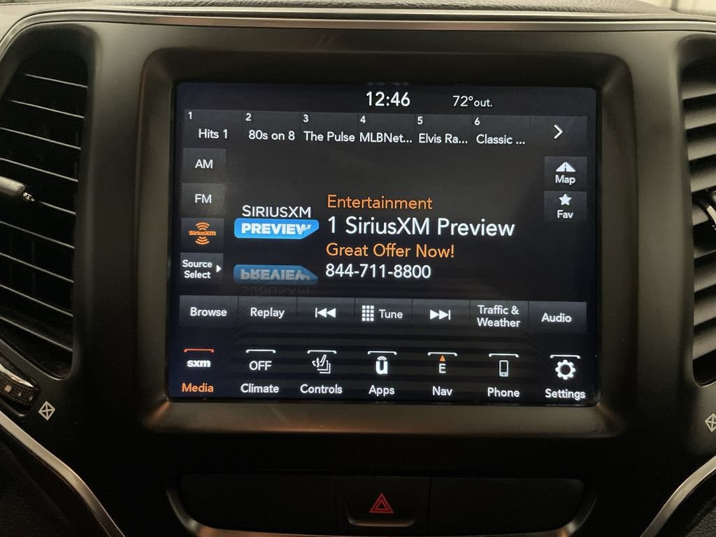 Used 2021 Jeep Cherokee Latitude Lux w/ Sun & Sound Group AWD/4WD image 7