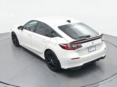 Used 2025 Honda Civic Sport image 25