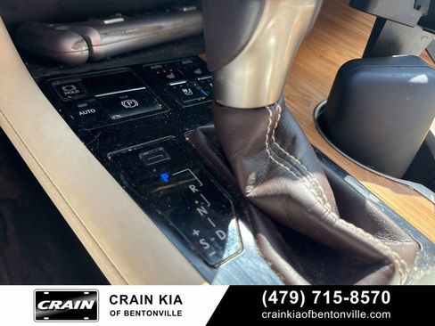 Used 2018 Lexus RX 350L Premium w/ Premium Package image 21