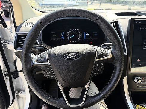 Used 2023 Ford Edge SEL w/ Convenience Package AWD/4WD image 14