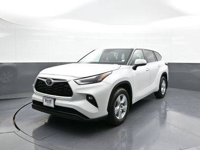 Certified 2024 Toyota Highlander LE