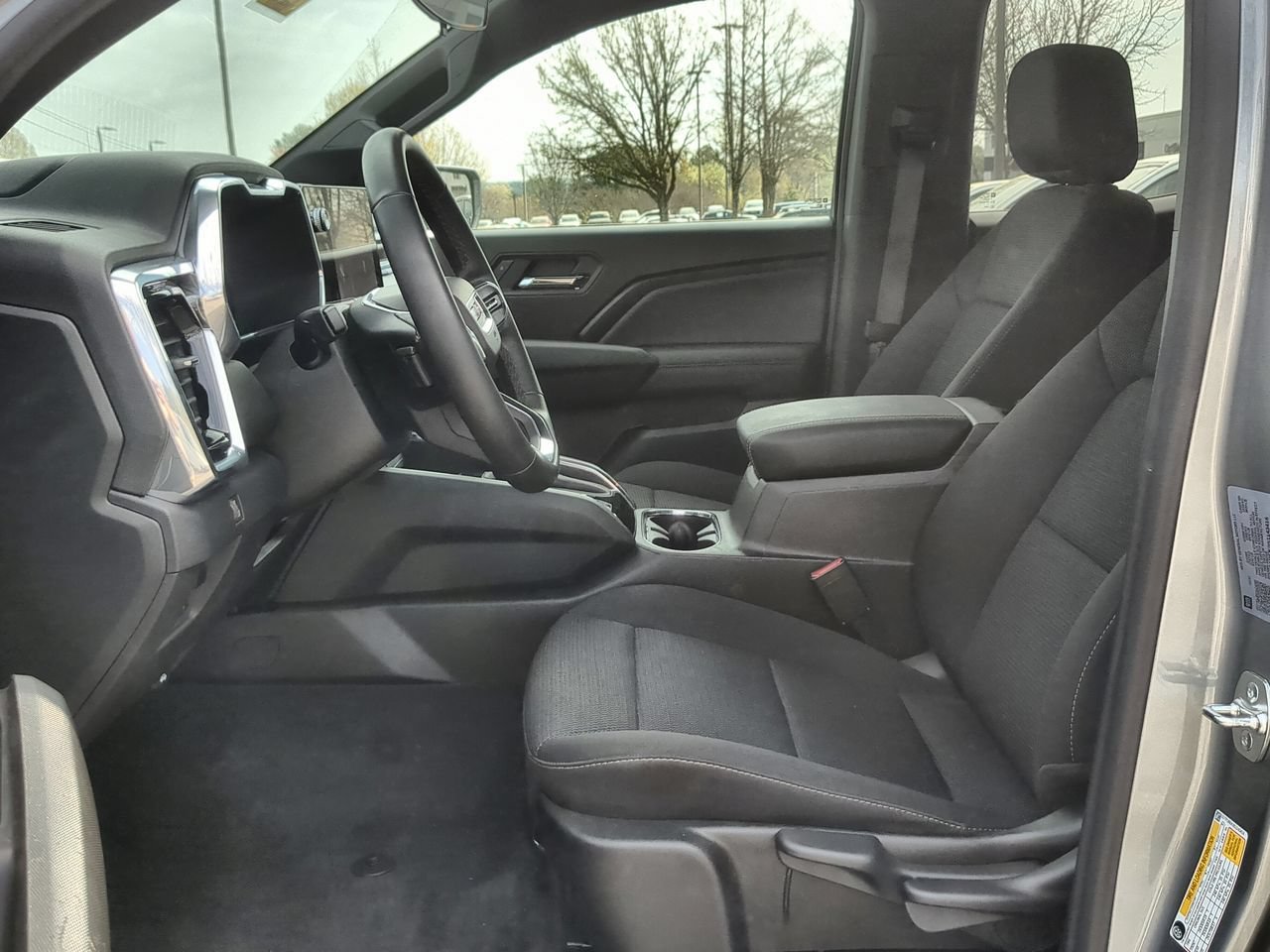 Used 2025 GMC Canyon Elevation RWD image 18