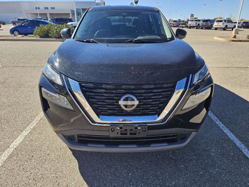 Used 2022 Nissan Rogue SV image 8