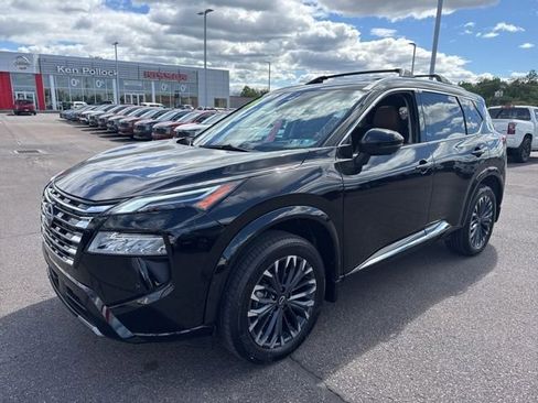Certified 2026 Nissan Rogue Platinum w/ Platinum Premium Package AWD/4WD image 39