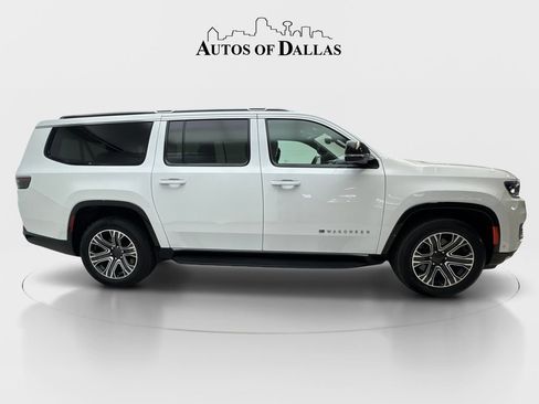 Used 2024 Jeep Wagoneer L Series II RWD image 10
