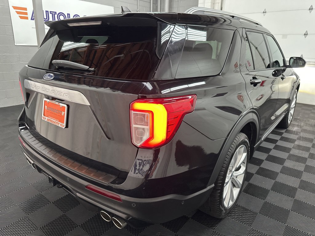 Used 2024 Ford Explorer Platinum w/ Technology Package AWD/4WD image 9