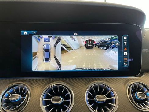 Used 2024 Mercedes-Benz AMG GT 63 image 11