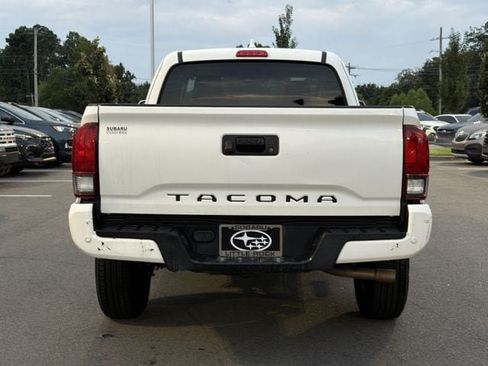 Used 2020 Toyota Tacoma SR RWD image 4