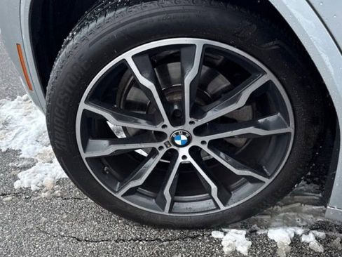 Used 2021 BMW X4 xDrive30i w/ M Sport Package image 12