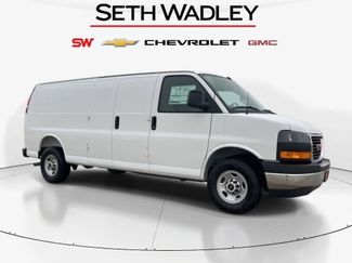 New 2025 GMC Savana 3500 Extended w/ Driver Convenience Package video 1