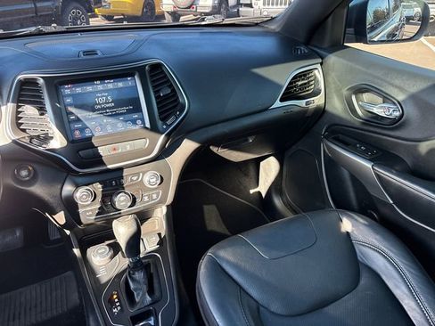 Used 2021 Jeep Cherokee Latitude Lux 80th Anniv w/ Quick Order Package 2YU 80th AWD/4WD image 8