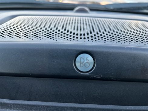 Used 2020 Ford Expedition Limited image 28