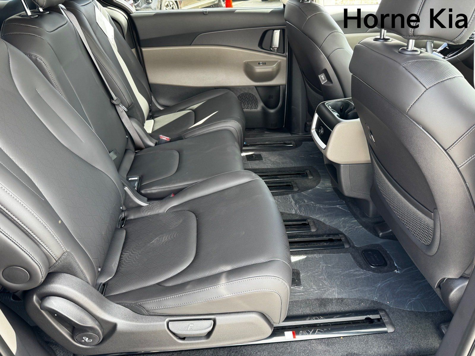 New 2026 Kia Carnival EX FWD image 19