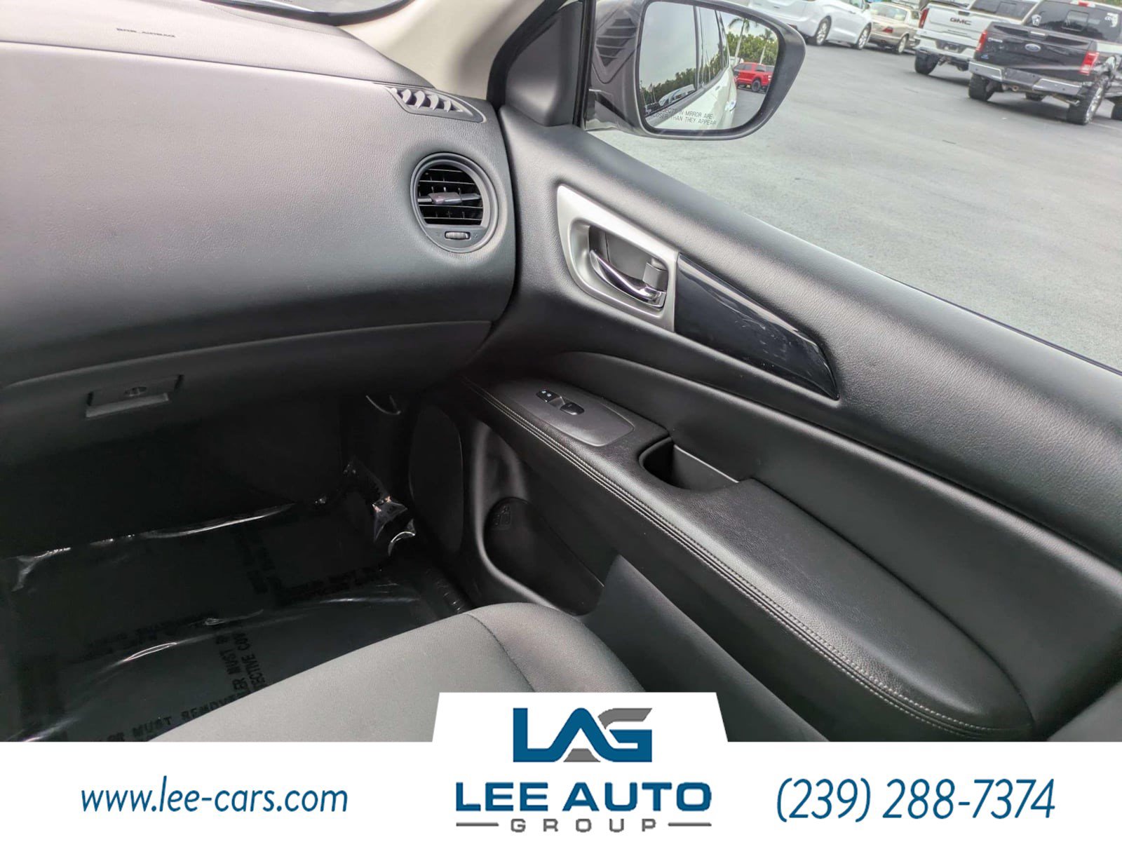 Used 2020 Nissan Pathfinder S FWD image 15