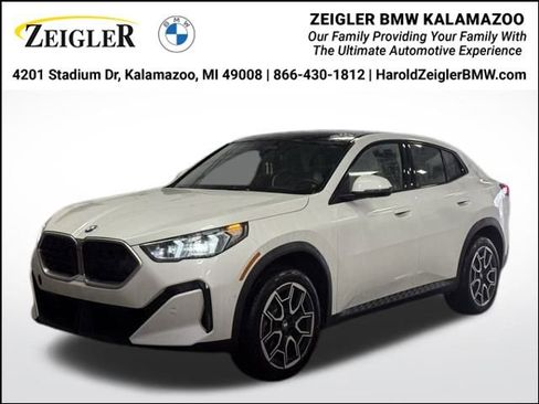 New 2026 BMW X2 xDrive28i w/ Technology Package image 1