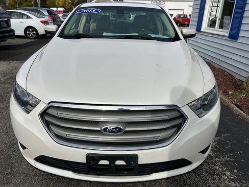 Used 2015 Ford Taurus SEL w/ Equipment Group 201A image 8