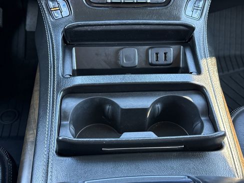 Used 2018 GMC Yukon Denali w/ Denali Ultimate Package image 26