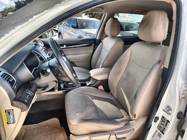 Used 2014 Kia Sorento LX FWD image 11