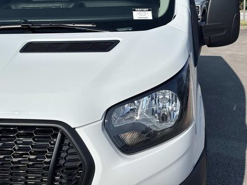 New 2026 Ford Transit 250 148 Medium Roof RWD image 10