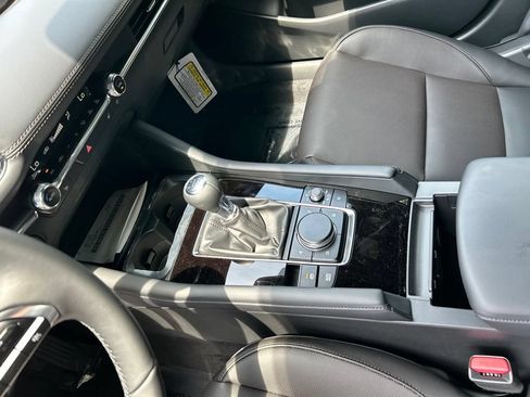 New 2026 MAZDA MAZDA3 2.5 S Hatchback w/ Premium Pkg FWD image 12