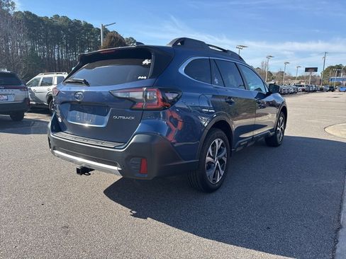 Used 2022 Subaru Outback Limited image 5