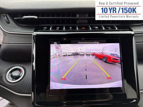 Used 2025 Jeep Grand Cherokee Laredo X w/ Luxury Tech Group I image 26