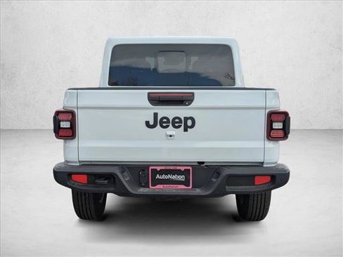 New 2025 Jeep Gladiator Sport image 7