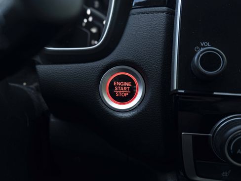 Used 2017 Honda CR-V EX image 25