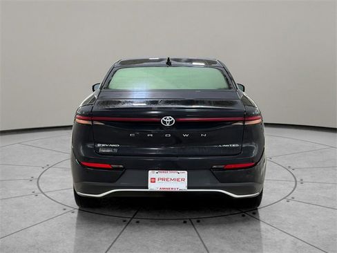 Used 2026 Toyota Crown Limited image 5