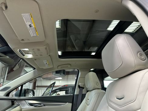 Used 2023 Cadillac XT5 Premium Luxury AWD/4WD image 13