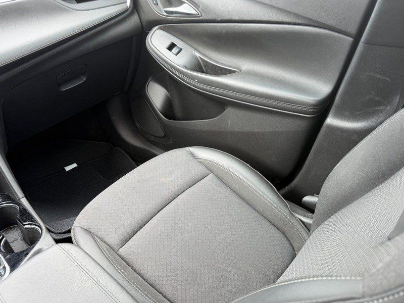 Used 2025 Buick Encore GX Preferred FWD image 16