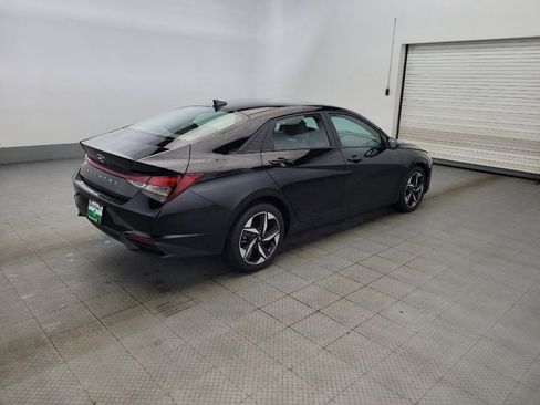 Used 2023 Hyundai Elantra SEL w/ Convenience Package FWD image 10
